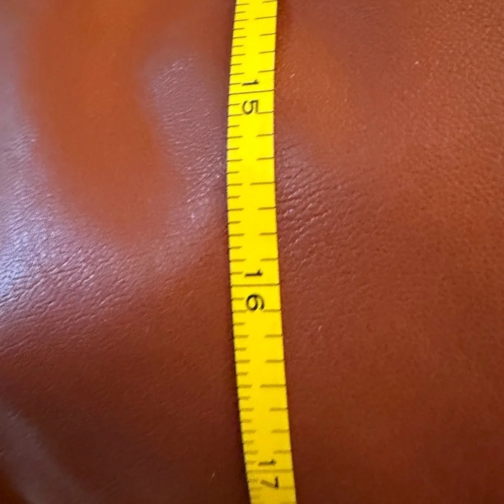 Zara faux leather handbag, adjustable straps, and very roomy.
